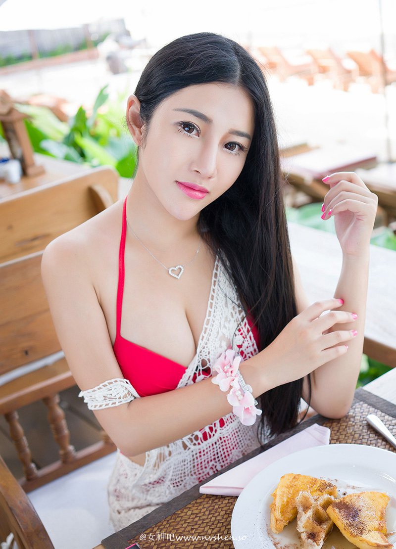 女神嘉嘉Tiffany比基尼性感写真