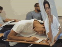 上课睡觉搞笑图片gif 大学生上课睡觉爆笑动态图