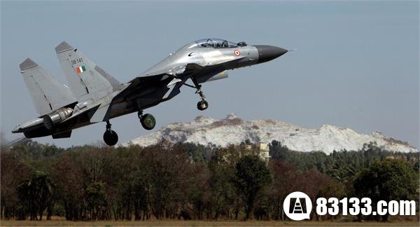 俄媒：印军急需战斗机 国产战机进展缓慢或买苏30 