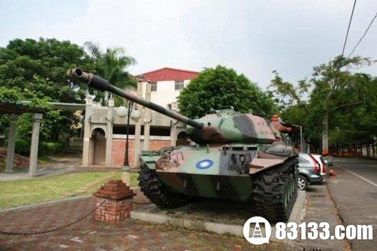 外媒：解放军又一夺岛利器问世 全面超越台湾M41