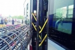 公交车三轮相撞 乘客严重