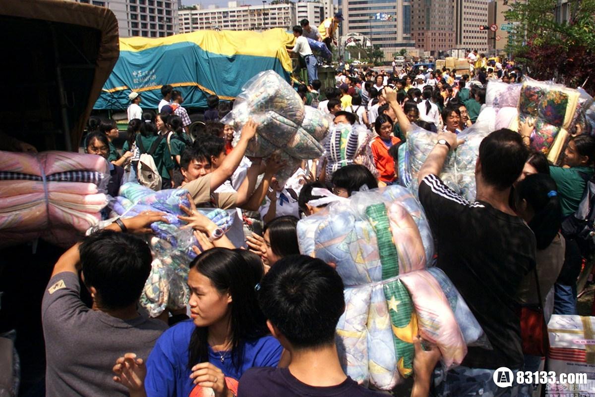 921大地震令无数台湾同胞无家可归