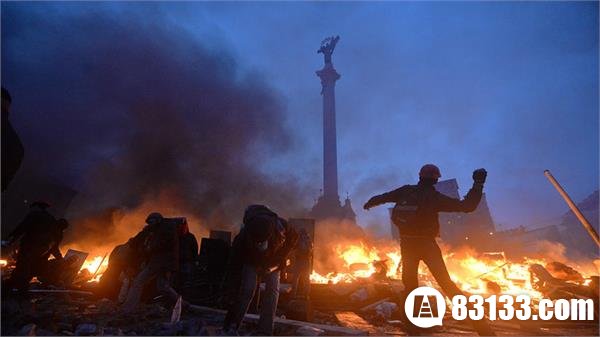 乌克兰继续烽烟四起 北约东扩是乱局核心问题
