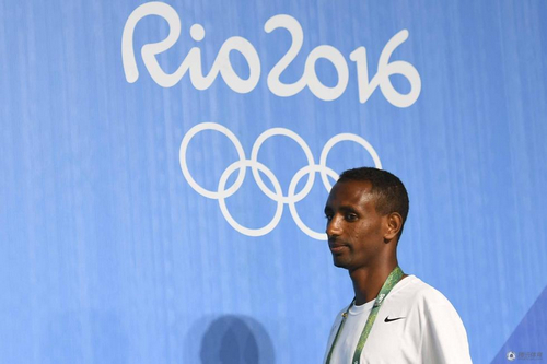 奥运史上首个难民代表团赴里约参赛