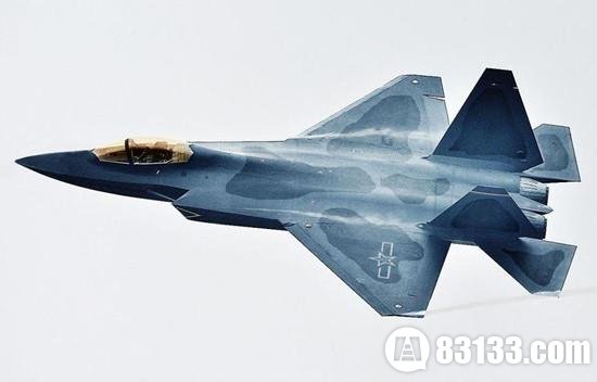 中国歼-31战机摇身一变瞬间高大上 美军F-22也不过如此 
