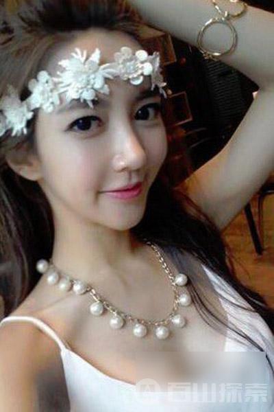韩国最美女教师照片网络爆红 比基尼照片清纯诱人