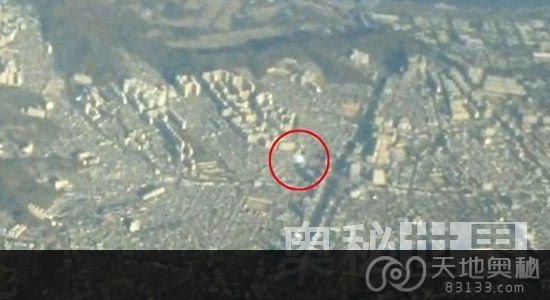 韩国首尔上空惊现神秘白色圆形UFO