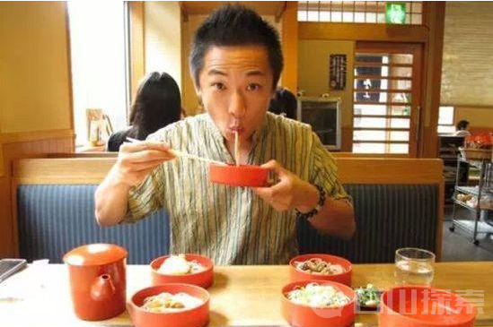 日本15个与众不同的文化之吸食面条发出声音