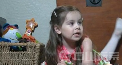美国3岁女童智商爆表 1岁就能背故事
