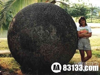 哥斯达黎加巨大石球