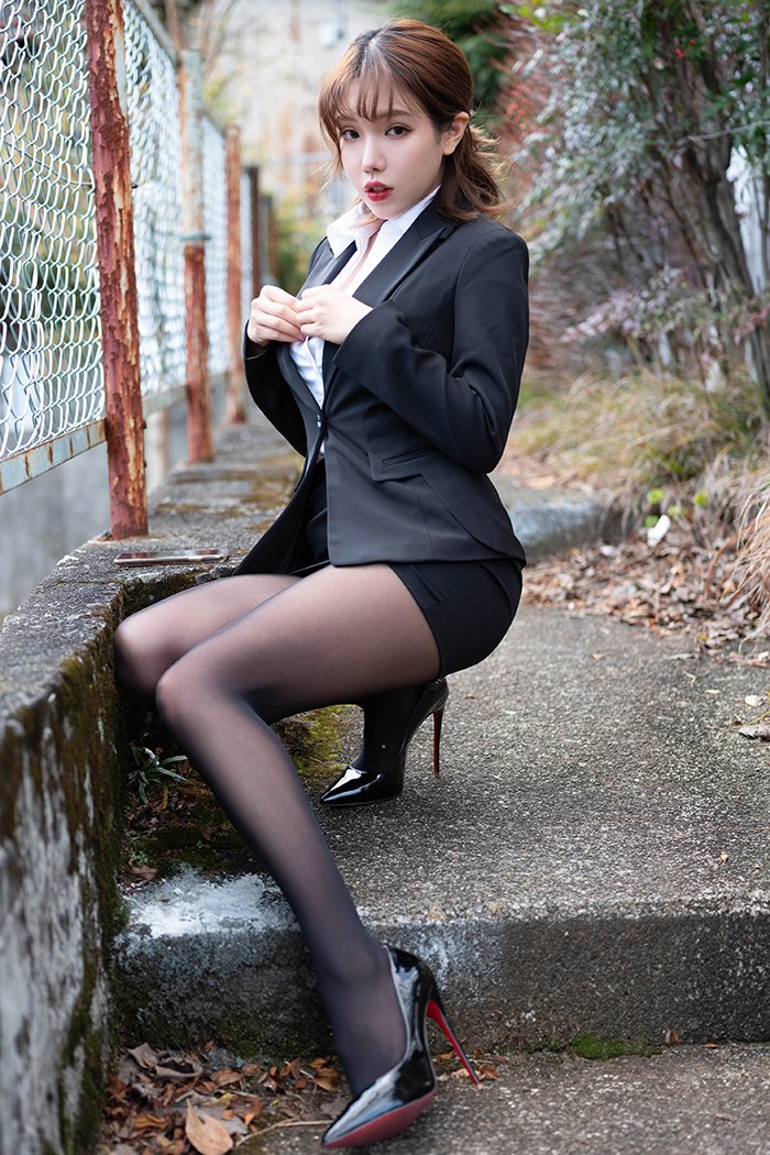 放浪尤物黄乐然渔网衣让人欲火难消(图19)