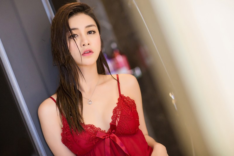 黑丝欲女李七喜前凸后翘豪乳迷人(图48)