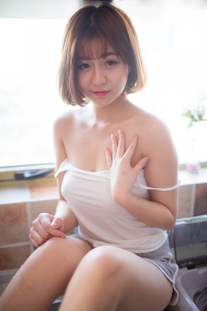 巨乳萝莉千美奈性感居家撩人心弦(图16)